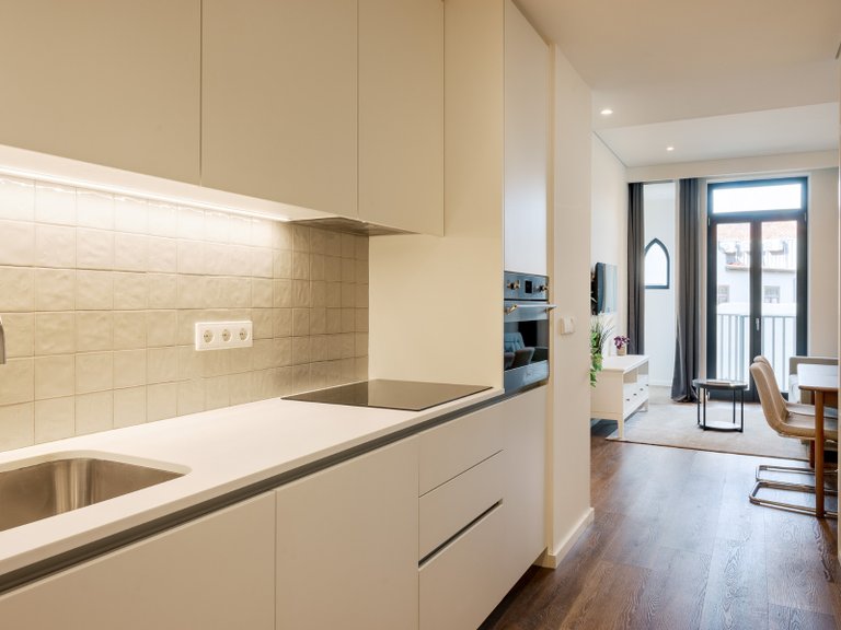 Apartment for Sale in Cedofeita, Santo Ildefonso, Sé, Miragaia, São Nicolau e Vitória, Porto, Porto, Portugal 23