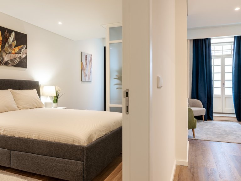 Apartment for Sale in Cedofeita, Santo Ildefonso, Sé, Miragaia, São Nicolau e Vitória, Porto, Porto, Portugal 6