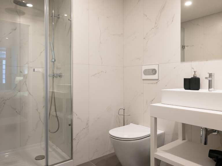 Apartment for Sale in Cedofeita, Santo Ildefonso, Sé, Miragaia, São Nicolau e Vitória, Porto, Porto, Portugal 10