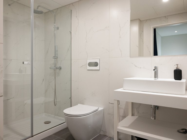 Apartment for Sale in Cedofeita, Santo Ildefonso, Sé, Miragaia, São Nicolau e Vitória, Porto, Porto, Portugal 15