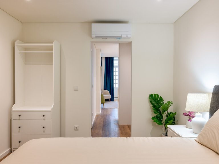 Apartment for Sale in Cedofeita, Santo Ildefonso, Sé, Miragaia, São Nicolau e Vitória, Porto, Porto, Portugal 12