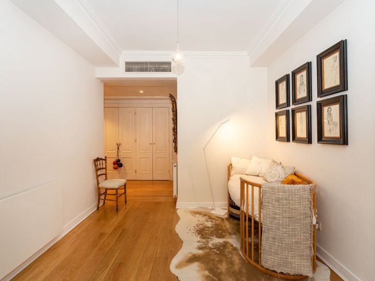 Apartment for Sale in Estrela, Lisboa, Lisbon, Portugal 6