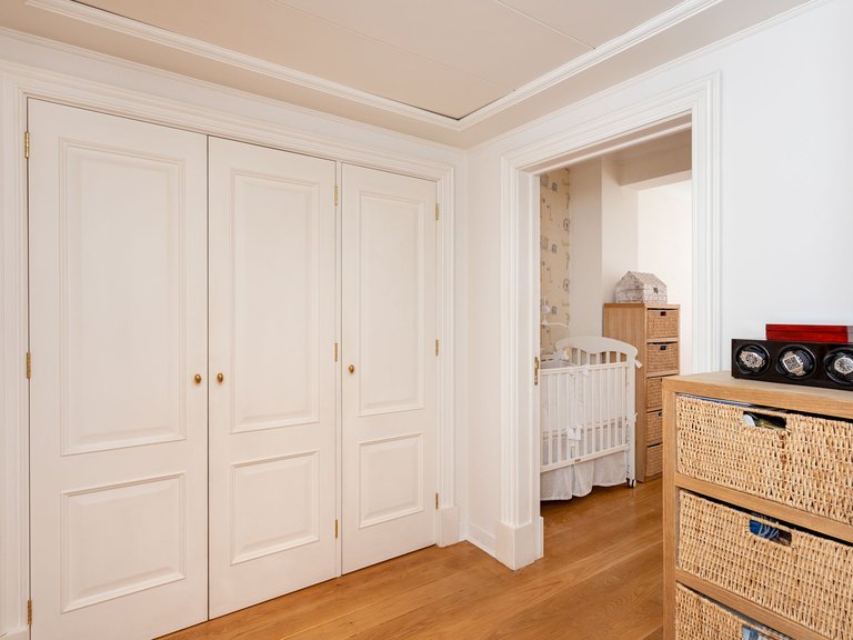 Apartment for Sale in Estrela, Lisboa, Lisbon, Portugal 9