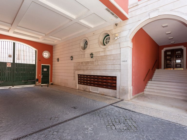 Apartment for Sale in Estrela, Lisboa, Lisbon, Portugal 33