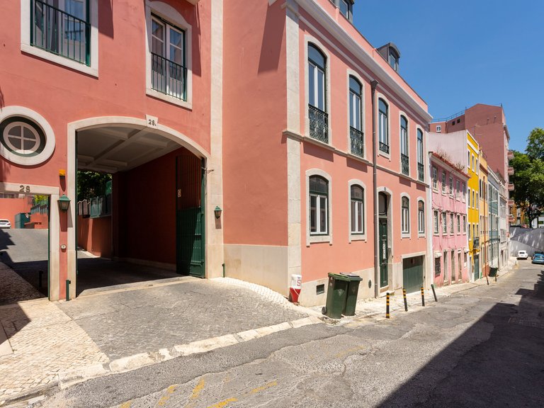 Apartment for Sale in Estrela, Lisboa, Lisbon, Portugal 36