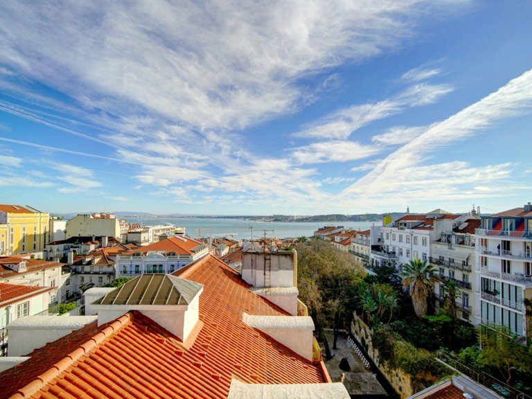 Apartment for Sale in Misericórdia, Lisboa, Lisbon, Portugal 13
