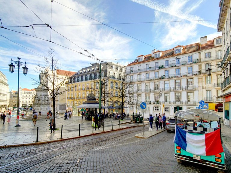 Apartment for Sale in Misericórdia, Lisboa, Lisbon, Portugal 18