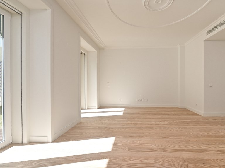 Apartment for Sale in Arroios, Lisboa, Lisbon, Portugal 5