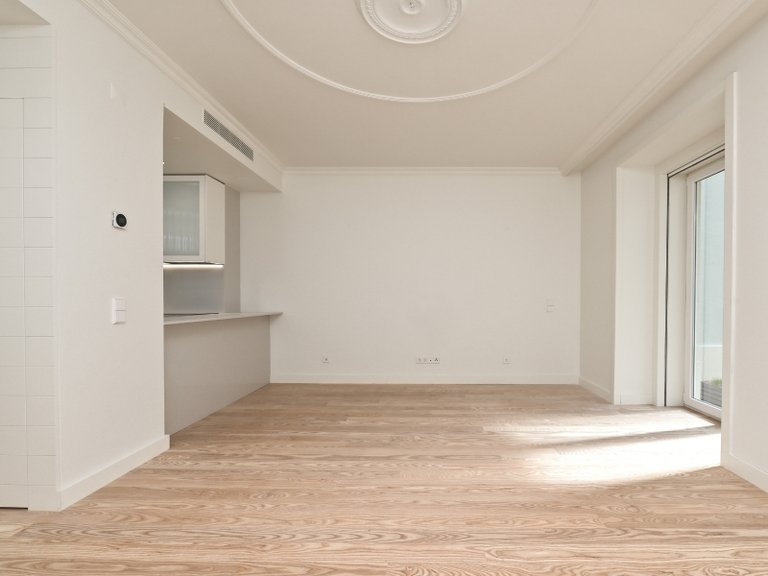 Apartment for Sale in Arroios, Lisboa, Lisbon, Portugal 6
