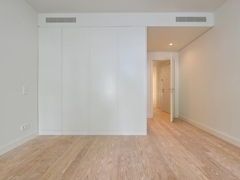 Apartment for Sale in Arroios, Lisboa, Lisbon, Portugal 15