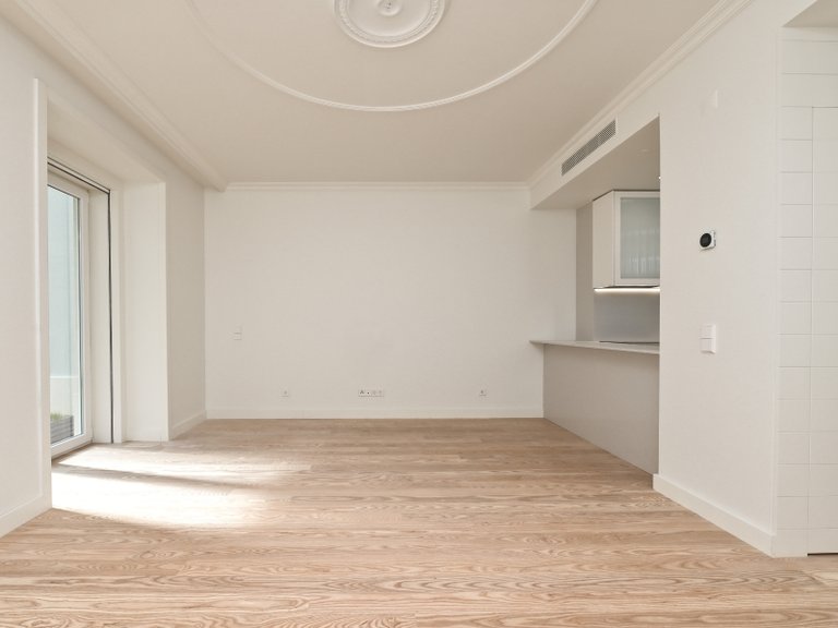 Apartment for Sale in Arroios, Lisboa, Lisbon, Portugal 5