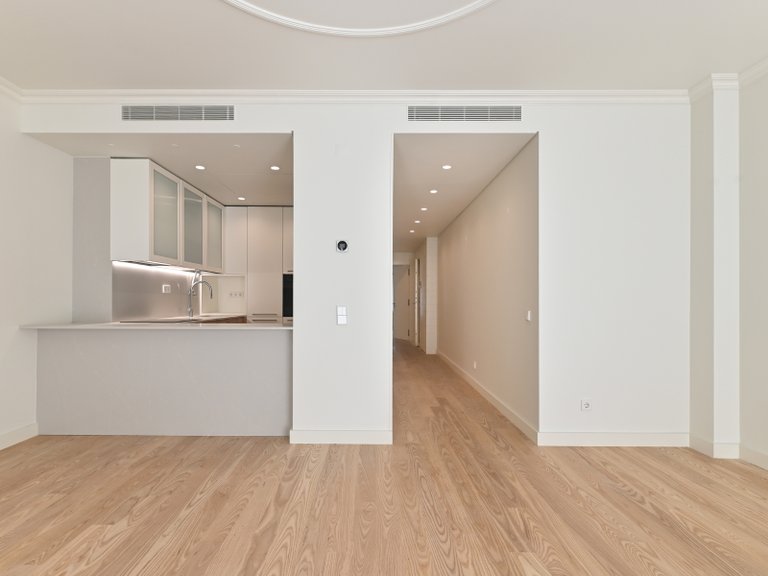 Apartment for Sale in Arroios, Lisboa, Lisbon, Portugal 6
