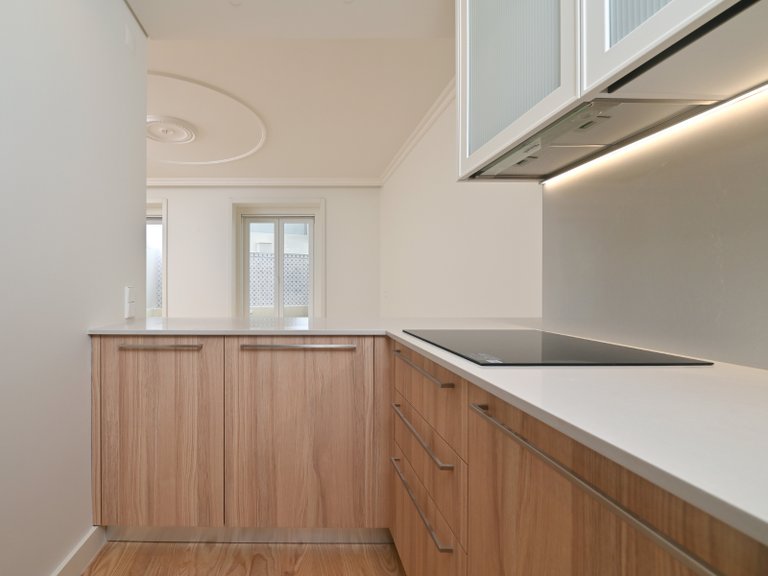 Apartment for Sale in Arroios, Lisboa, Lisbon, Portugal 7