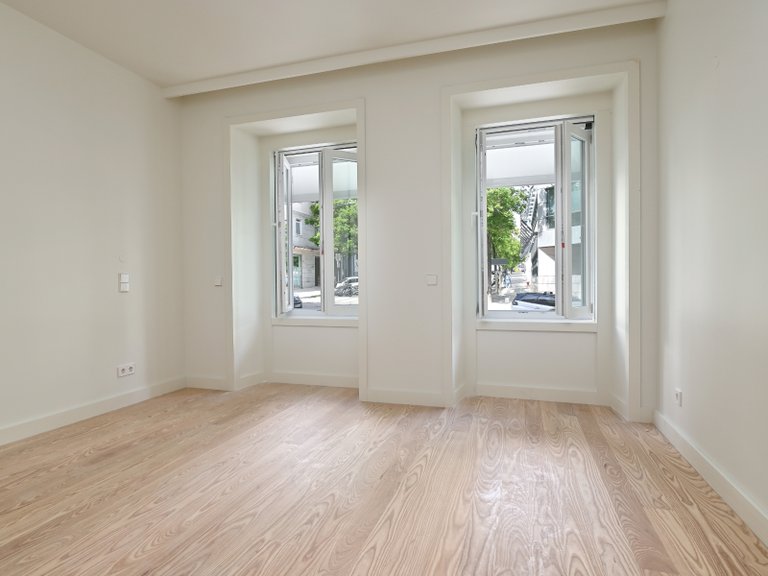 Apartment for Sale in Arroios, Lisboa, Lisbon, Portugal 12