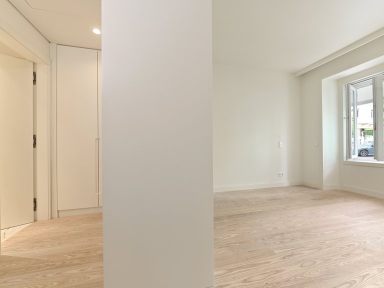 Apartment for Sale in Arroios, Lisboa, Lisbon, Portugal 13