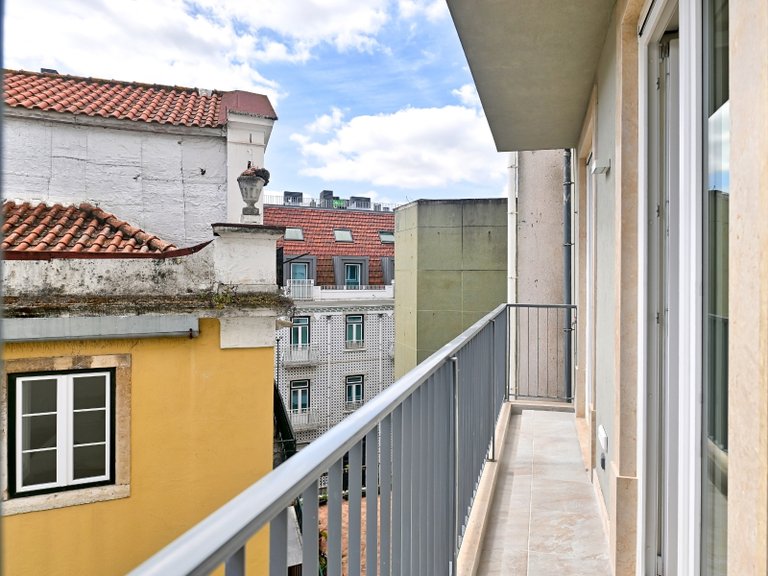 Apartment for Sale in Arroios, Lisboa, Lisbon, Portugal 5
