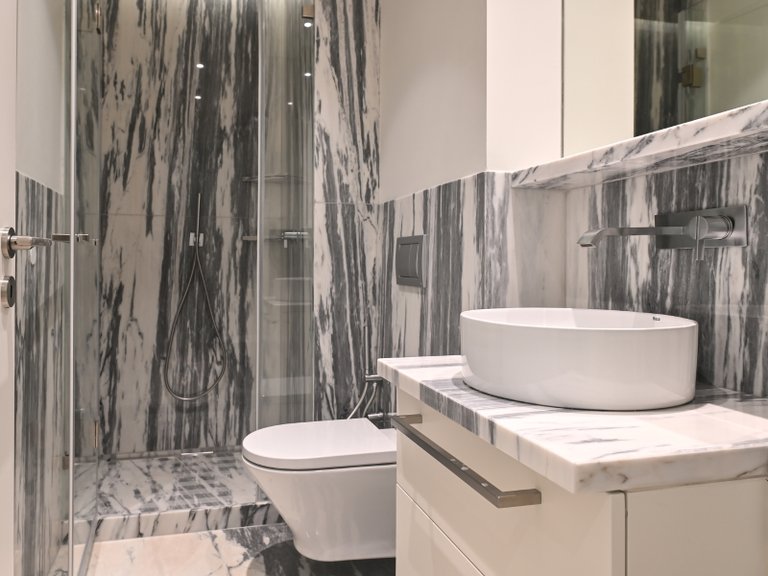 Apartment for Sale in Arroios, Lisboa, Lisbon, Portugal 8