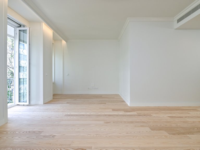 Apartment for Sale in Arroios, Lisboa, Lisbon, Portugal 4