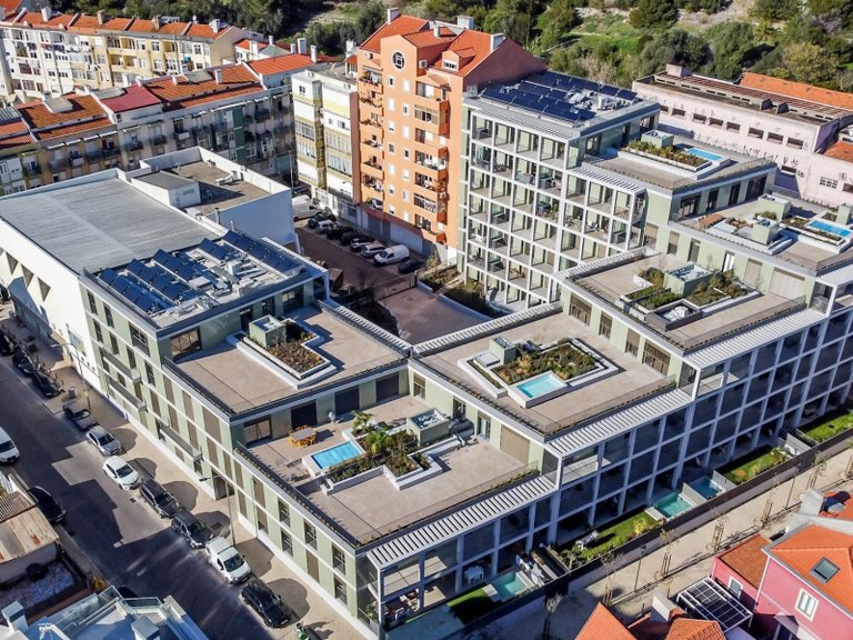 Apartment for Sale in Algés, Linda-a-Velha e Cruz Quebrada-Dafundo, Oeiras, Lisbon, Portugal 58