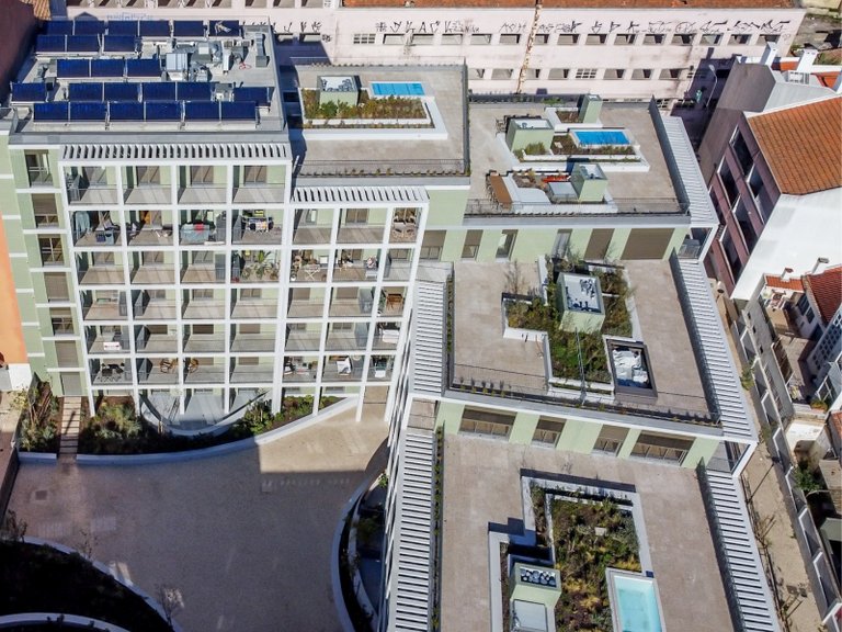Apartment for Sale in Algés, Linda-a-Velha e Cruz Quebrada-Dafundo, Oeiras, Lisbon, Portugal 59