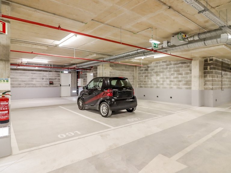 Apartment for Sale in Algés, Linda-a-Velha e Cruz Quebrada-Dafundo, Oeiras, Lisbon, Portugal 48