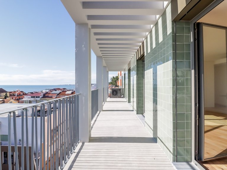 Apartment for Sale in Algés, Linda-a-Velha e Cruz Quebrada-Dafundo, Oeiras, Lisbon, Portugal 13