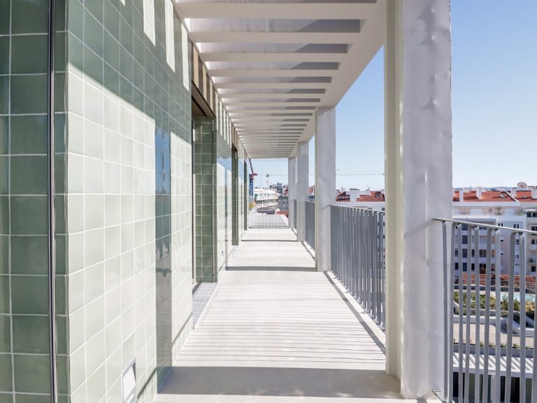 Apartment for Sale in Algés, Linda-a-Velha e Cruz Quebrada-Dafundo, Oeiras, Lisbon, Portugal 20