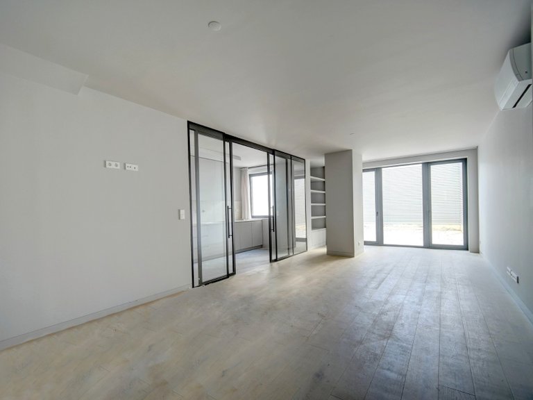 Apartment for Sale in Avenidas Novas, Lisboa, Lisbon, Portugal 2