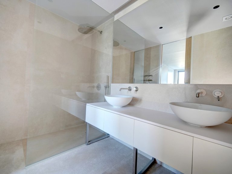 Apartment for Sale in Avenidas Novas, Lisboa, Lisbon, Portugal 20