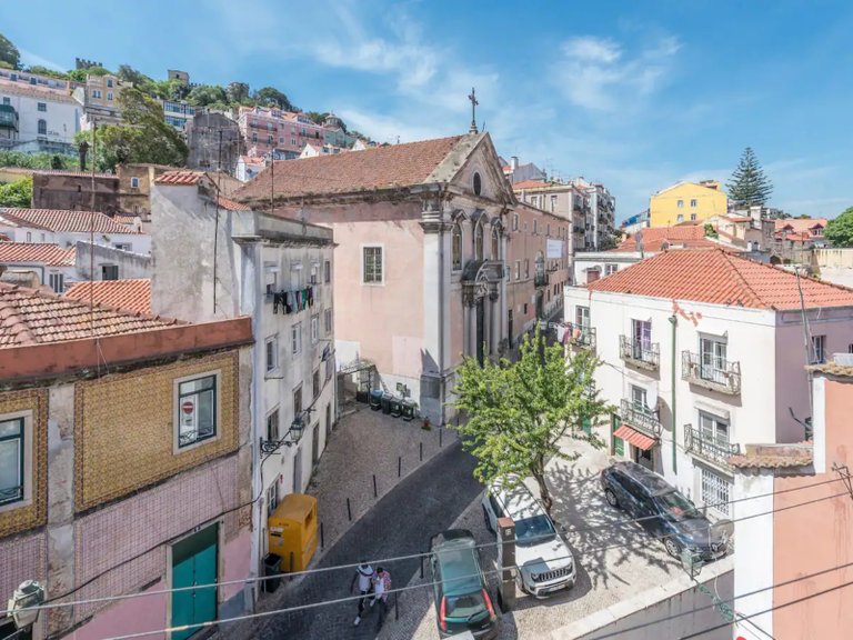 Apartment for Sale in Santa Maria Maior, Lisboa, Lisbon, Portugal 6