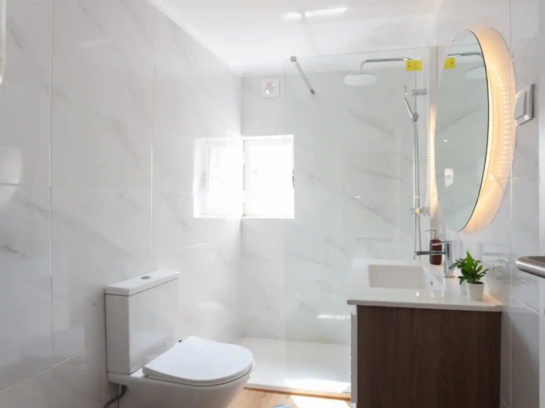 Apartment for Sale in Santa Maria Maior, Lisboa, Lisbon, Portugal 12