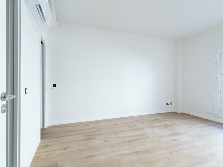Apartment for Sale in Almada, Cova da Piedade, Pragal e Cacilhas, Almada, Setúbal, Portugal 17