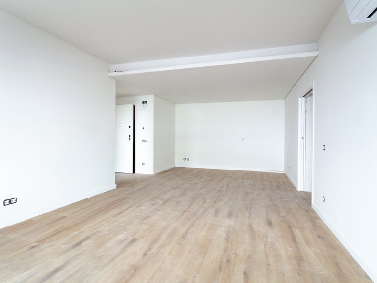Apartment for Sale in Almada, Cova da Piedade, Pragal e Cacilhas, Almada, Setúbal, Portugal 5