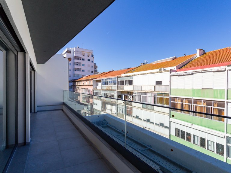 Apartment for Sale in Almada, Cova da Piedade, Pragal e Cacilhas, Almada, Setúbal, Portugal 2