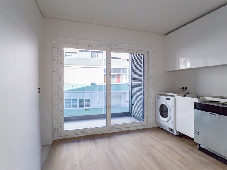 Apartment for Sale in Almada, Cova da Piedade, Pragal e Cacilhas, Almada, Setúbal, Portugal 6