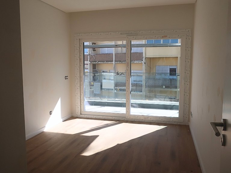 Apartment for Sale in Almada, Cova da Piedade, Pragal e Cacilhas, Almada, Setúbal, Portugal 8