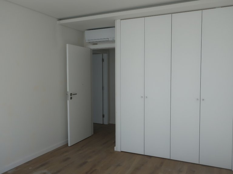 Apartment for Sale in Almada, Cova da Piedade, Pragal e Cacilhas, Almada, Setúbal, Portugal 11