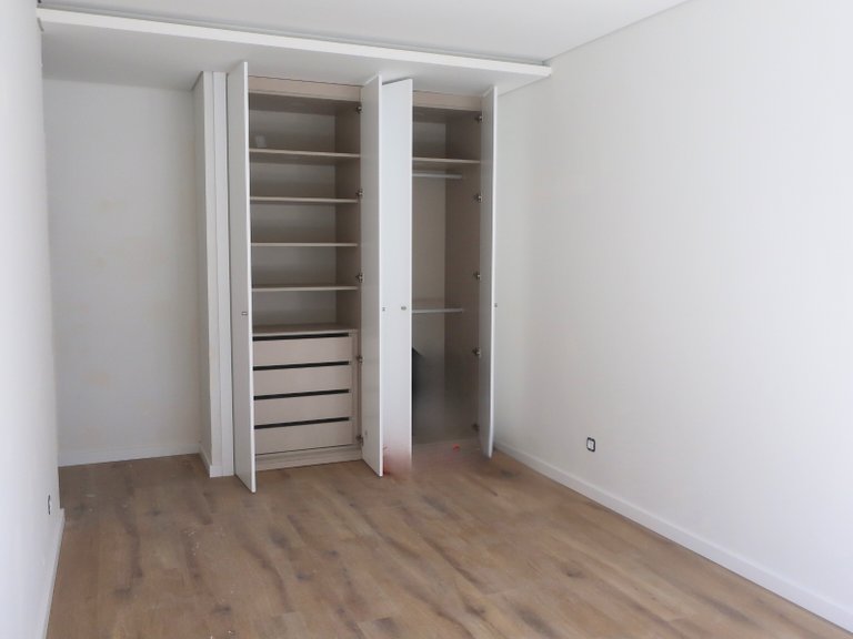 Apartment for Sale in Almada, Cova da Piedade, Pragal e Cacilhas, Almada, Setúbal, Portugal 18