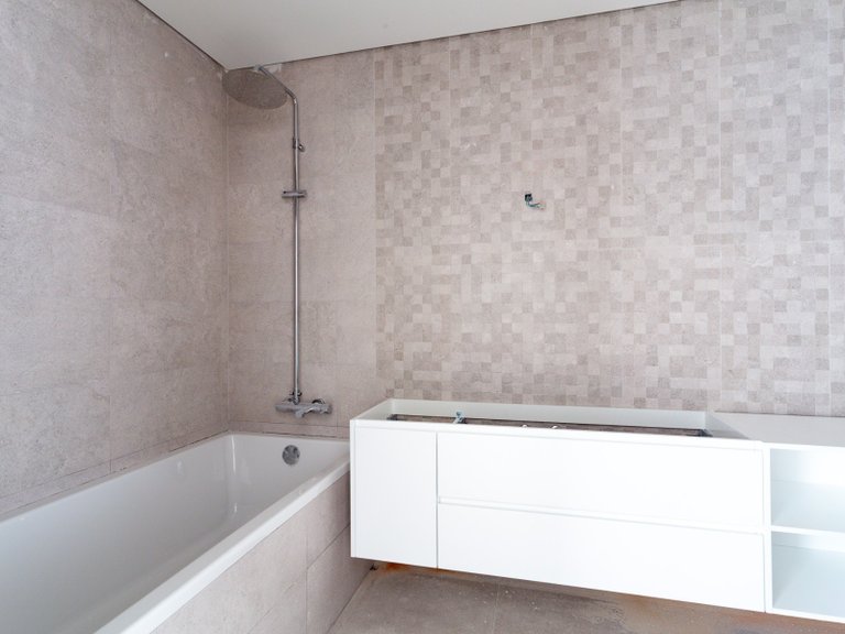 Apartment for Sale in Almada, Cova da Piedade, Pragal e Cacilhas, Almada, Setúbal, Portugal 22