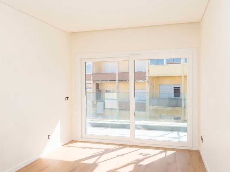 Apartment for Sale in Almada, Cova da Piedade, Pragal e Cacilhas, Almada, Setúbal, Portugal 8