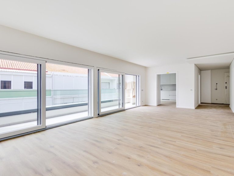 Apartment for Sale in Almada, Cova da Piedade, Pragal e Cacilhas, Almada, Setúbal, Portugal 2