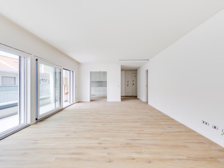 Apartment for Sale in Almada, Cova da Piedade, Pragal e Cacilhas, Almada, Setúbal, Portugal 5