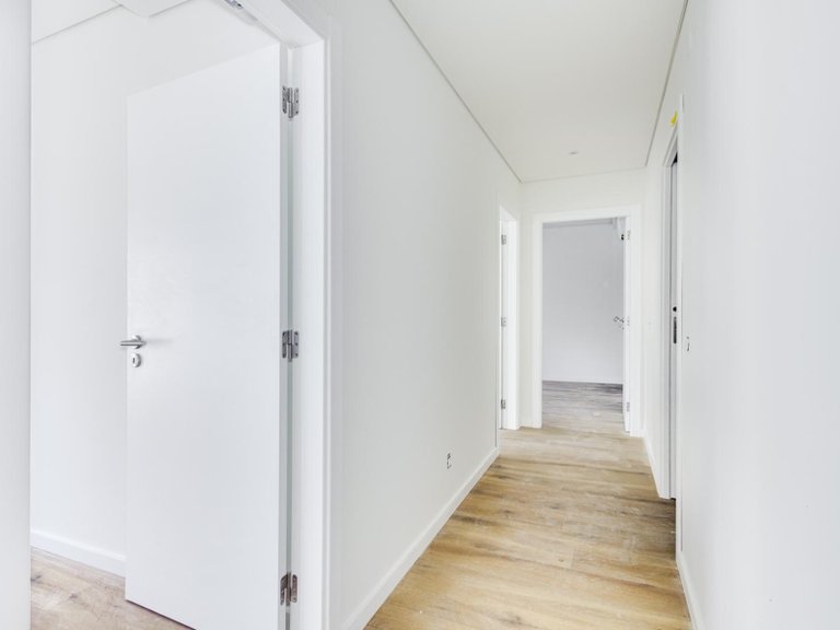 Apartment for Sale in Almada, Cova da Piedade, Pragal e Cacilhas, Almada, Setúbal, Portugal 10