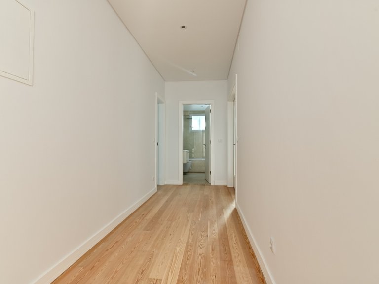 Apartment for Sale in Arroios, Lisboa, Lisbon, Portugal 12
