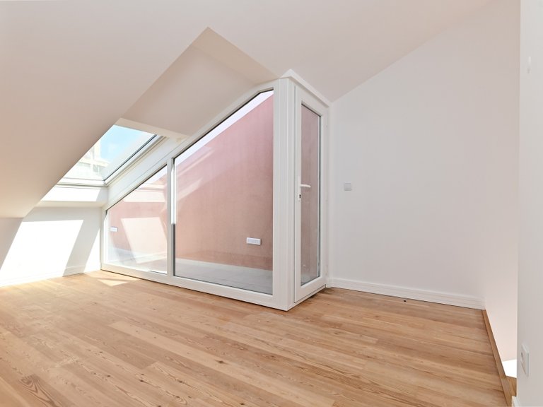 Apartment for Sale in Arroios, Lisboa, Lisbon, Portugal 5
