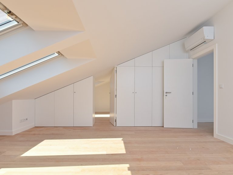 Apartment for Sale in Arroios, Lisboa, Lisbon, Portugal 16