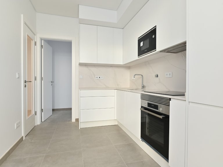 Apartment for Sale in Arroios, Lisboa, Lisbon, Portugal 2