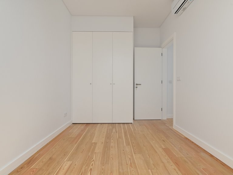 Apartment for Sale in Arroios, Lisboa, Lisbon, Portugal 4