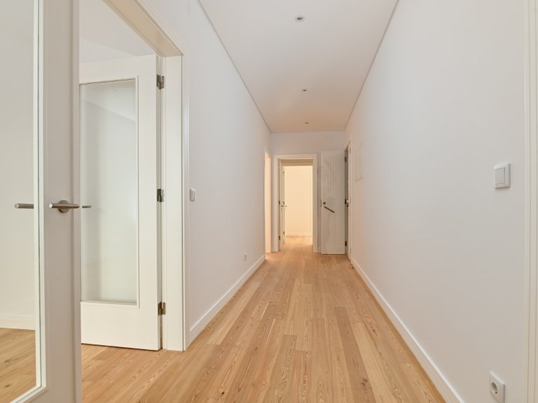 Apartment for Sale in Arroios, Lisboa, Lisbon, Portugal 22