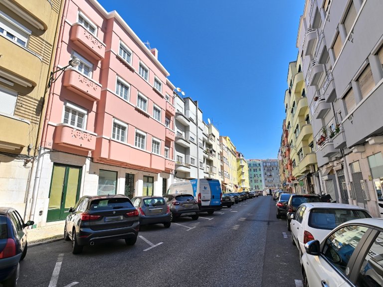 Apartment for Sale in Arroios, Lisboa, Lisbon, Portugal 24